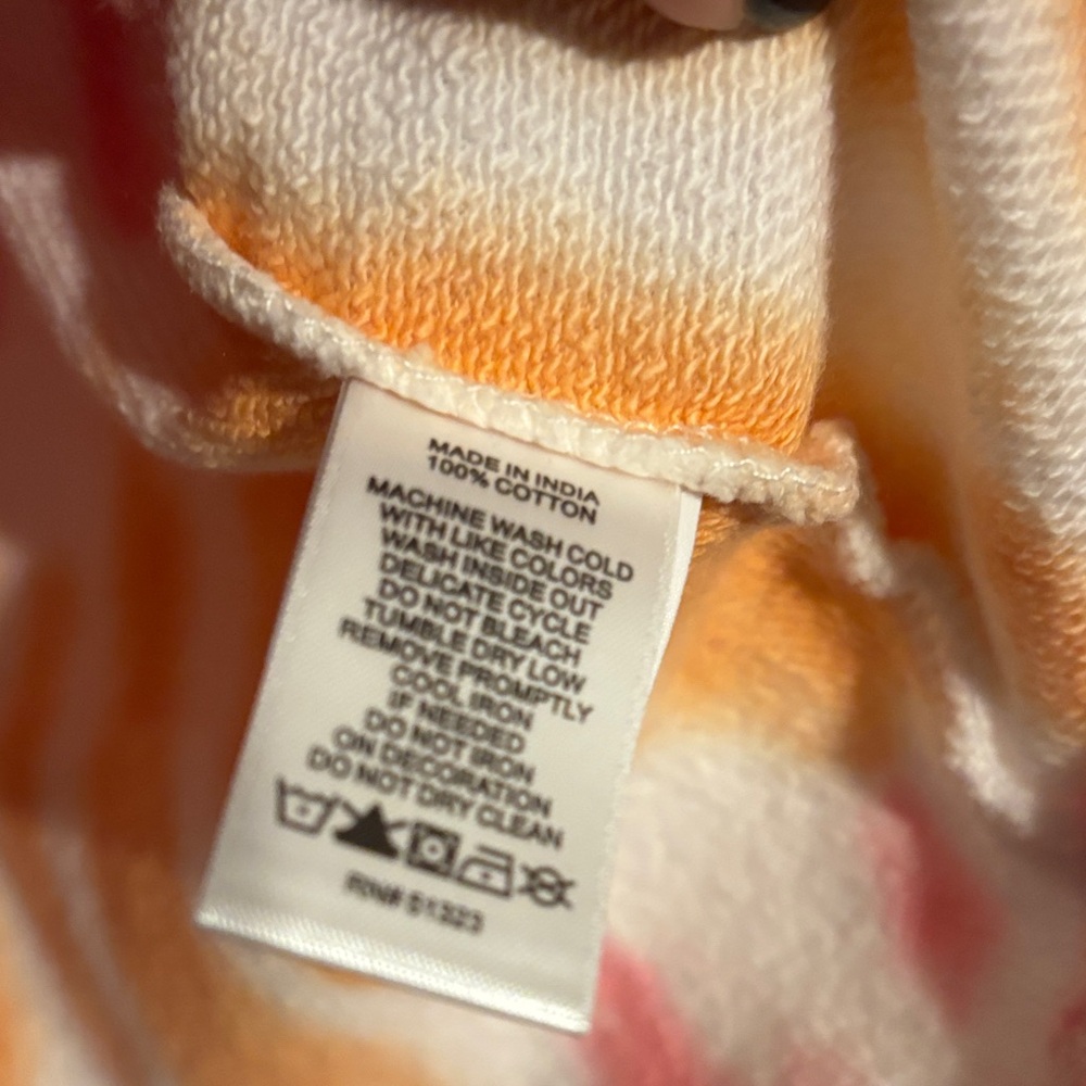 1 State long sleeve ruched sweatshirt in sunburst tie dye size small NWT - Picture 10 of 11